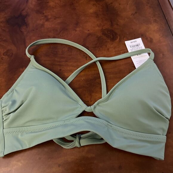 Shade & Shore Women's Longline Cut Out Bikini Top Size 34B or 34D Wasabi Green - Picture 10 of 14